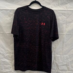 Under Armour Heat GearMen's Black Tee with Red Highlights